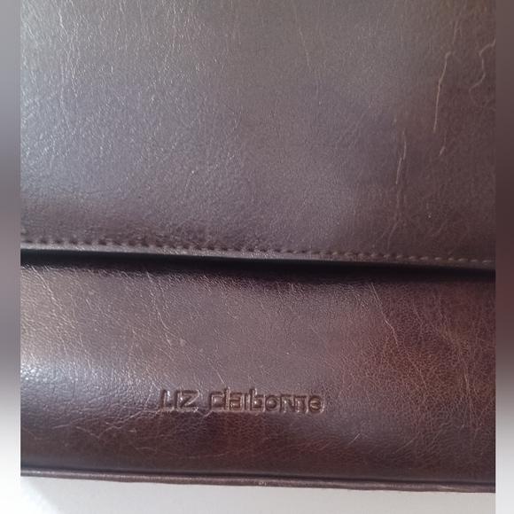 ⛔️SOLD⛔️Vintage Liz Claiborne Chocolate Brown Crossbody Bag - Picture 6 of 12